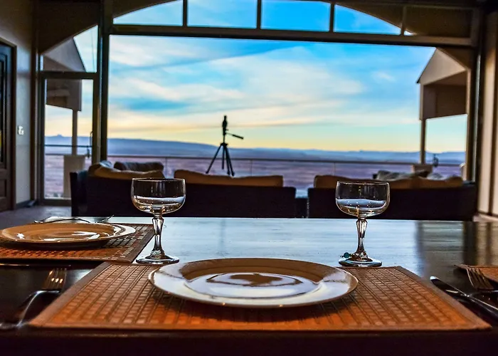 Oasis On The Rim Hotel 4*
