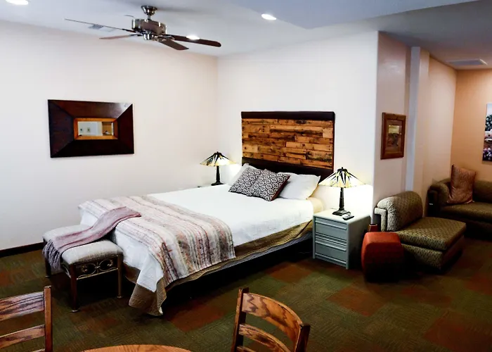 Hotel Oasis On The Rim